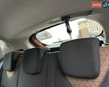 Коричневый Рено Клио, объемом двигателя 1.2 л и пробегом 146 тыс. км за 7699 $, фото 88 на Automoto.ua