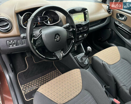 Коричневый Рено Клио, объемом двигателя 1.2 л и пробегом 146 тыс. км за 7699 $, фото 58 на Automoto.ua