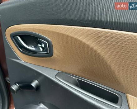 Коричневый Рено Клио, объемом двигателя 1.2 л и пробегом 146 тыс. км за 7699 $, фото 91 на Automoto.ua