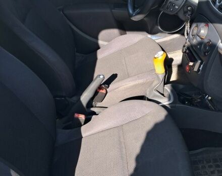 Коричневый Рено Клио, объемом двигателя 1 л и пробегом 236 тыс. км за 4400 $, фото 4 на Automoto.ua