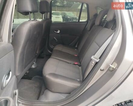 Коричневый Рено Клио, объемом двигателя 1.5 л и пробегом 189 тыс. км за 5650 $, фото 14 на Automoto.ua