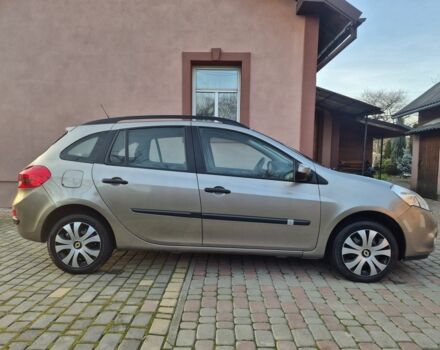 Коричневый Рено Клио, объемом двигателя 0 л и пробегом 187 тыс. км за 5200 $, фото 3 на Automoto.ua