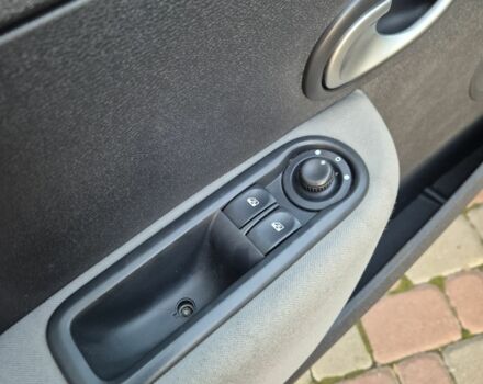 Коричневый Рено Клио, объемом двигателя 0 л и пробегом 187 тыс. км за 5200 $, фото 12 на Automoto.ua