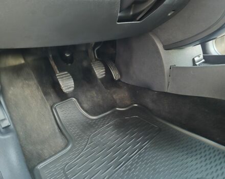 Коричневый Рено Клио, объемом двигателя 0 л и пробегом 187 тыс. км за 5200 $, фото 11 на Automoto.ua