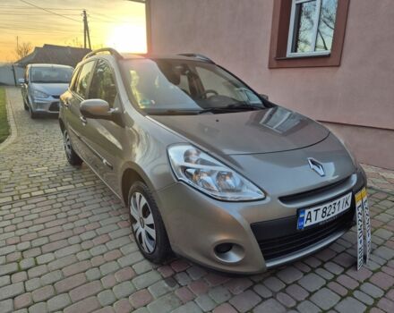 Коричневый Рено Клио, объемом двигателя 0 л и пробегом 187 тыс. км за 5200 $, фото 2 на Automoto.ua