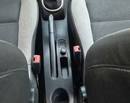 Коричневый Рено Клио, объемом двигателя 1.2 л и пробегом 187 тыс. км за 5200 $, фото 29 на Automoto.ua