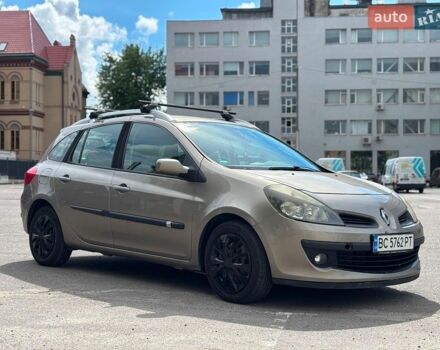 Коричневый Рено Клио, объемом двигателя 1.46 л и пробегом 299 тыс. км за 4300 $, фото 1 на Automoto.ua