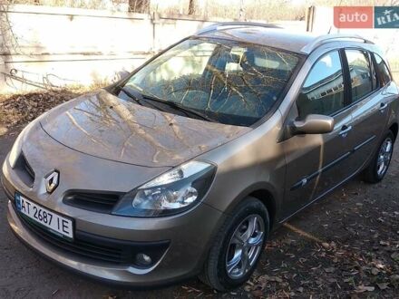 Рено Кліо 2008 у Калуше на Automoto.ua Коричневий Рено Кліо, об'ємом двигуна 1.2 л та пробігом 215 тис. км за 5999 $, фото 1 на Automoto.ua