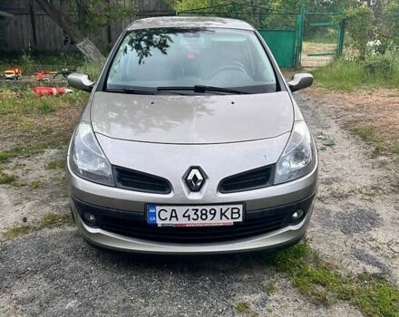 Коричневый Рено Клио, объемом двигателя 1.6 л и пробегом 277 тыс. км за 5000 $, фото 1 на Automoto.ua