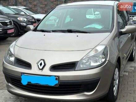 Коричневый Рено Клио, объемом двигателя 1.15 л и пробегом 179 тыс. км за 3999 $, фото 1 на Automoto.ua