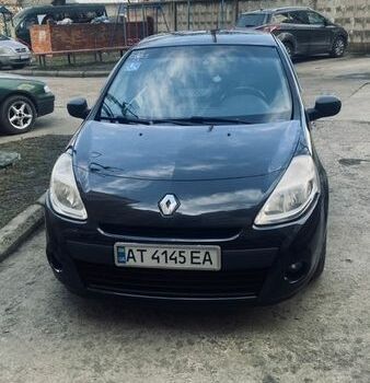 Коричневый Рено Клио, объемом двигателя 1.46 л и пробегом 200 тыс. км за 5000 $, фото 1 на Automoto.ua