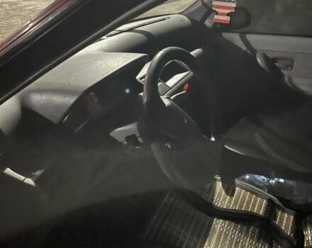 Красный Рено Клио, объемом двигателя 1.2 л и пробегом 3 тыс. км за 700 $, фото 4 на Automoto.ua