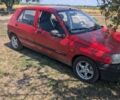 Красный Рено Клио, объемом двигателя 1.2 л и пробегом 450 тыс. км за 918 $, фото 1 на Automoto.ua