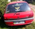 Рено Клио 1997 в Изюме на Automoto.ua Красный Рено Клио, объемом двигателя 1.4 л и пробегом 386 тыс. км за 500 $, фото 2 на Automoto.ua