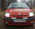 Красный Рено Клио, объемом двигателя 1.1 л и пробегом 263 тыс. км за 2000 $, фото 1 на Automoto.ua