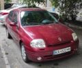 Красный Рено Клио, объемом двигателя 1.4 л и пробегом 155 тыс. км за 3300 $, фото 2 на Automoto.ua