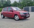 Красный Рено Клио, объемом двигателя 1.4 л и пробегом 217 тыс. км за 3800 $, фото 2 на Automoto.ua