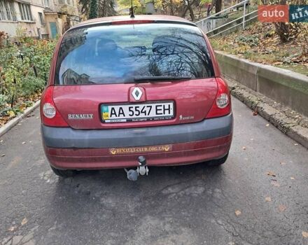 Красный Рено Клио, объемом двигателя 1.39 л и пробегом 997 тыс. км за 3800 $, фото 4 на Automoto.ua