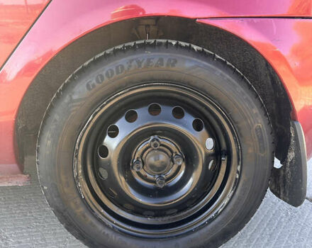 Червоний Рено Кліо, об'ємом двигуна 1.39 л та пробігом 141 тис. км за 3650 $, фото 7 на Automoto.ua