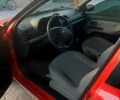 Красный Рено Клио, объемом двигателя 1.1 л и пробегом 239 тыс. км за 2900 $, фото 2 на Automoto.ua