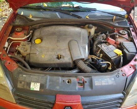 Рено Клио 2005 в Днепре (Днепропетровске) на Automoto.ua Красный Рено Клио, объемом двигателя 1.5 л и пробегом 280 тыс. км за 4800 $, фото 3 на Automoto.ua