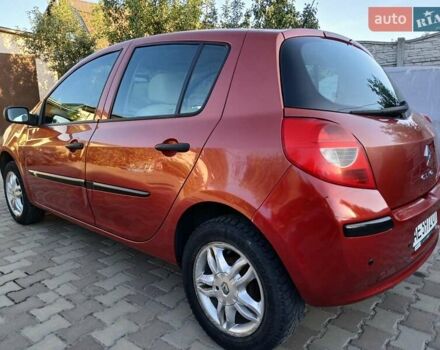 Красный Рено Клио, объемом двигателя 1.15 л и пробегом 190 тыс. км за 3800 $, фото 7 на Automoto.ua