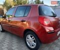 Красный Рено Клио, объемом двигателя 1.15 л и пробегом 190 тыс. км за 3800 $, фото 7 на Automoto.ua