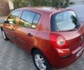 Красный Рено Клио, объемом двигателя 1.1 л и пробегом 190 тыс. км за 3800 $, фото 5 на Automoto.ua
