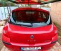 Рено Клио 2006 в Никополе на Automoto.ua Красный Рено Клио, объемом двигателя 1.6 л и пробегом 190 тыс. км за 5200 $, фото 6 на Automoto.ua