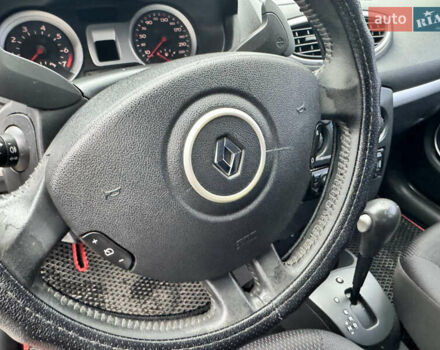 Червоний Рено Кліо, об'ємом двигуна 1.6 л та пробігом 212 тис. км за 4500 $, фото 13 на Automoto.ua