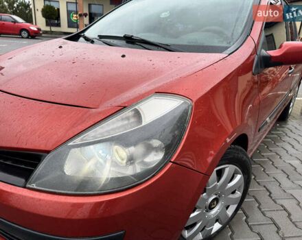 Червоний Рено Кліо, об'ємом двигуна 1.6 л та пробігом 212 тис. км за 4500 $, фото 9 на Automoto.ua