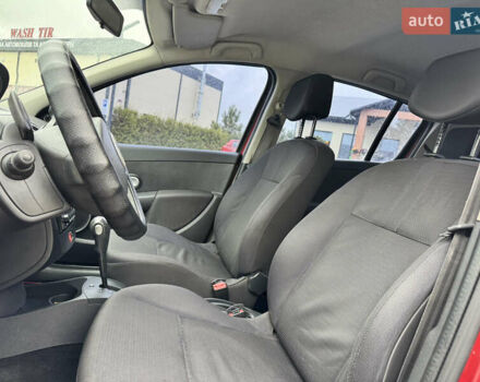 Червоний Рено Кліо, об'ємом двигуна 1.6 л та пробігом 212 тис. км за 4500 $, фото 15 на Automoto.ua