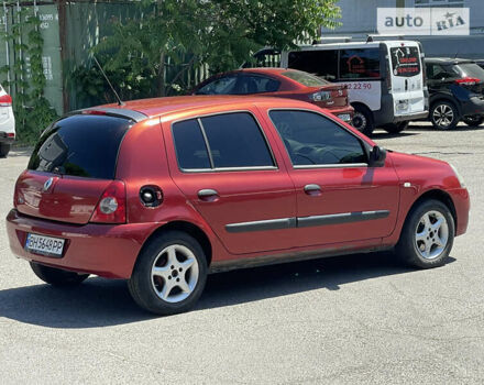 Красный Рено Клио, объемом двигателя 1.2 л и пробегом 180 тыс. км за 2555 $, фото 4 на Automoto.ua