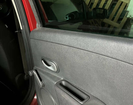 Красный Рено Клио, объемом двигателя 1.15 л и пробегом 92 тыс. км за 2000 $, фото 13 на Automoto.ua