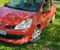 Червоний Рено Кліо, об'ємом двигуна 1.1 л та пробігом 225 тис. км за 3900 $, фото 1 на Automoto.ua