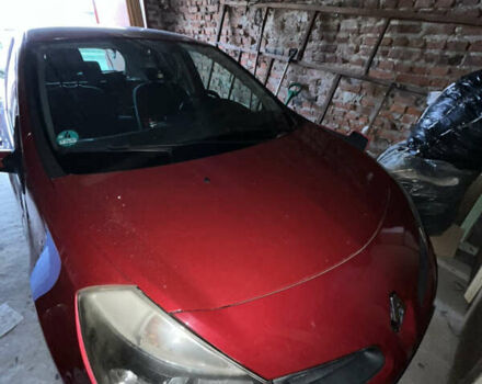 Красный Рено Клио, объемом двигателя 1.15 л и пробегом 92 тыс. км за 2000 $, фото 15 на Automoto.ua