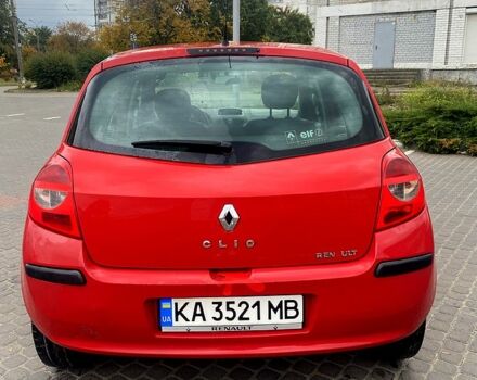 Червоний Рено Кліо, об'ємом двигуна 1.1 л та пробігом 300 тис. км за 3300 $, фото 1 на Automoto.ua