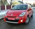 Красный Рено Клио, объемом двигателя 0 л и пробегом 240 тыс. км за 4500 $, фото 1 на Automoto.ua