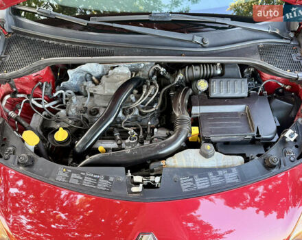 Красный Рено Клио, объемом двигателя 1.2 л и пробегом 209 тыс. км за 6900 $, фото 54 на Automoto.ua