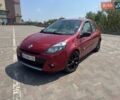 Красный Рено Клио, объемом двигателя 1.15 л и пробегом 207 тыс. км за 4999 $, фото 1 на Automoto.ua