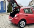 Красный Рено Клио, объемом двигателя 1.2 л и пробегом 289 тыс. км за 2199 $, фото 15 на Automoto.ua
