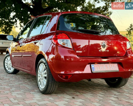 Красный Рено Клио, объемом двигателя 1.2 л и пробегом 209 тыс. км за 6900 $, фото 19 на Automoto.ua