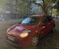 Червоний Рено Кліо, об'ємом двигуна 1.46 л та пробігом 218 тис. км за 5000 $, фото 1 на Automoto.ua