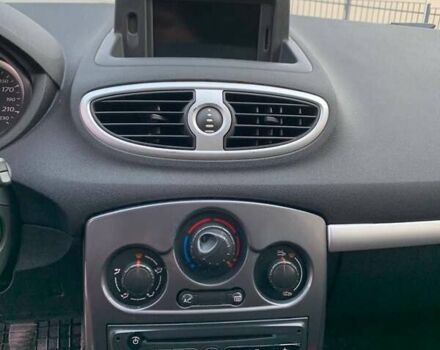 Червоний Рено Кліо, об'ємом двигуна 1.1 л та пробігом 181 тис. км за 5500 $, фото 6 на Automoto.ua