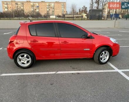 Червоний Рено Кліо, об'ємом двигуна 1.1 л та пробігом 181 тис. км за 5500 $, фото 2 на Automoto.ua