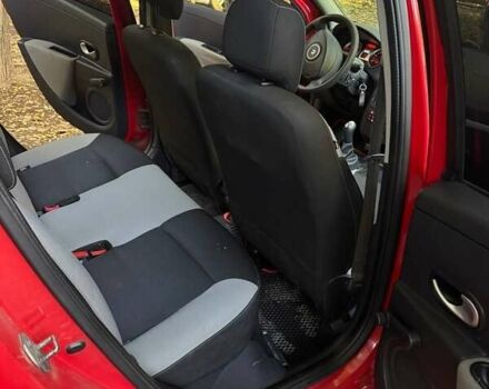 Красный Рено Клио, объемом двигателя 1.46 л и пробегом 218 тыс. км за 5999 $, фото 5 на Automoto.ua