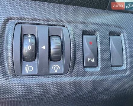 Красный Рено Клио, объемом двигателя 0.9 л и пробегом 184 тыс. км за 7290 $, фото 11 на Automoto.ua