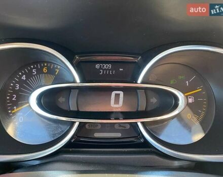 Красный Рено Клио, объемом двигателя 0.9 л и пробегом 184 тыс. км за 7290 $, фото 12 на Automoto.ua