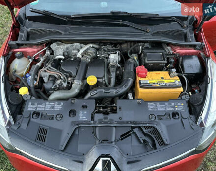 Красный Рено Клио, объемом двигателя 1.5 л и пробегом 195 тыс. км за 9300 $, фото 27 на Automoto.ua