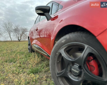 Красный Рено Клио, объемом двигателя 1.5 л и пробегом 195 тыс. км за 9300 $, фото 6 на Automoto.ua